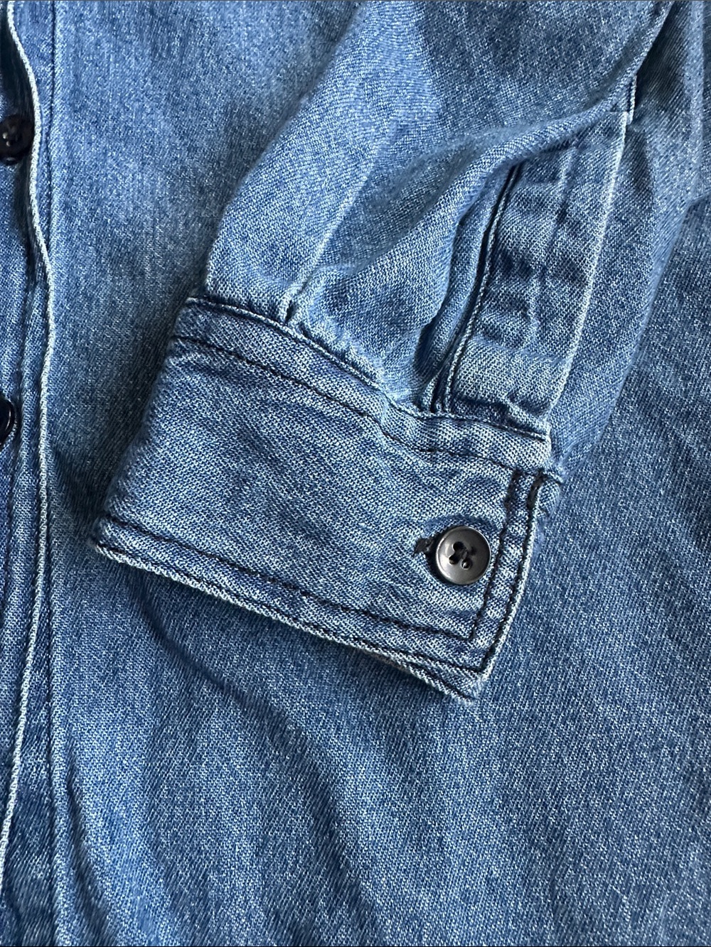 Denim Halloween Embroidered Button-Down 100% Cotton Vintage Shirt - Picture 15 of 15